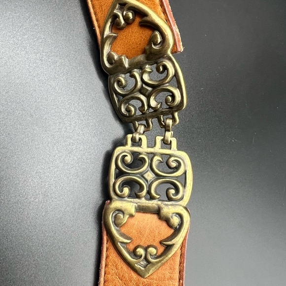 metal accent brown leather womens belt made in colombia size small One Of A Kind - Picture 12 of 15